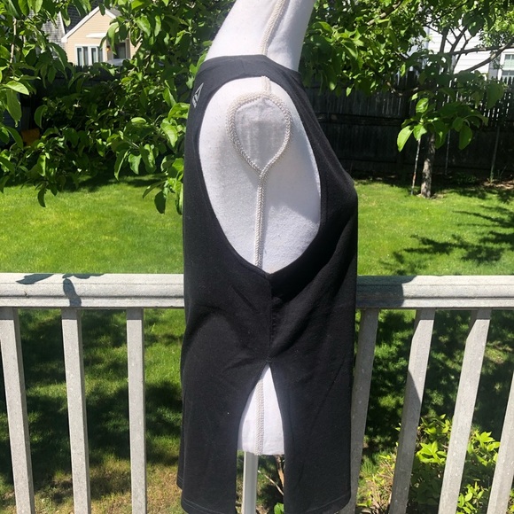 NWT Reebok Slit Front Tank - Picture 7 of 8